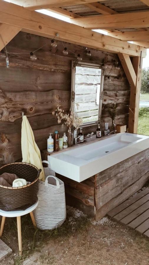 Greenvalleyglamping Sesce Pri Preboldu Exteriér fotografie