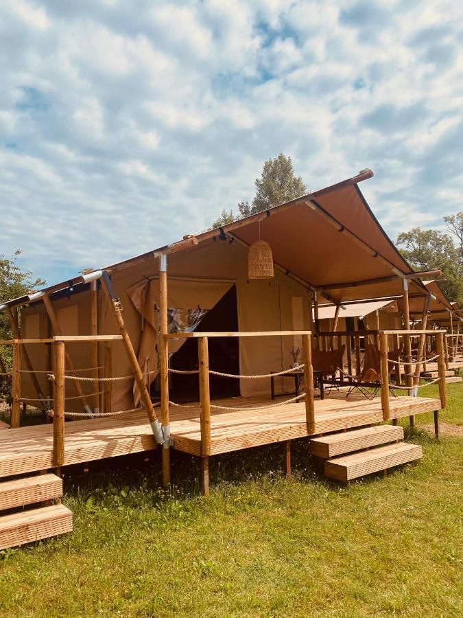 Greenvalleyglamping Sesce Pri Preboldu Exteriér fotografie