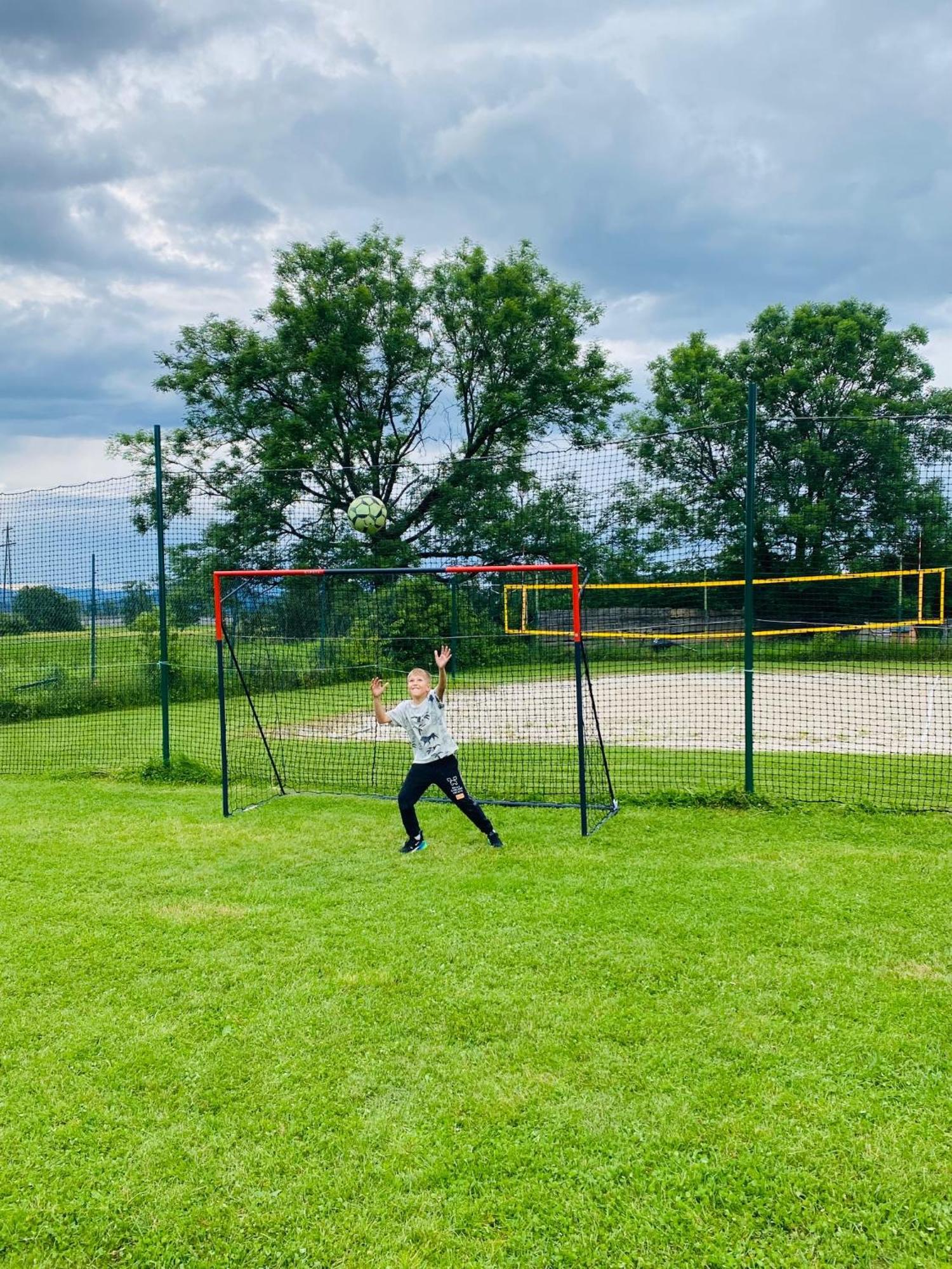 Greenvalleyglamping Sesce Pri Preboldu Exteriér fotografie